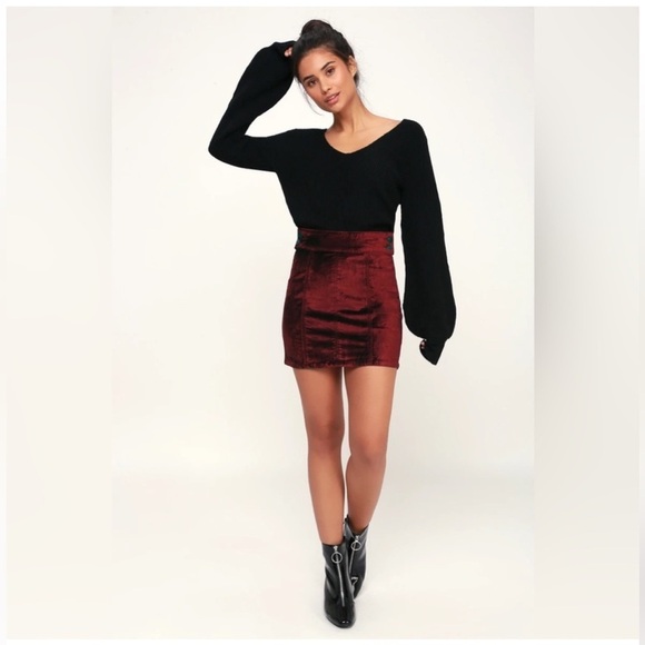 FREE PEOPLE Retro Velvet Mini Skirt Red Velvet OB824567 Size 27 - Picture 1 of 8